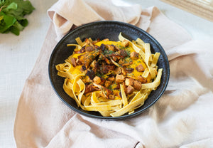 Tagliatelle mit Kürbissoße und Pfifferlingen