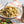Laden Sie das Bild in den Galerie-Viewer, Zubereitete STEINER´s Low Carb High Protein Rigatoni auf einem weißen Teller. Der Teller steht auf einem weißen Tisch mit einer gestreiften Tischdecke.
Die Rigatoni sind mit einer Käse-Sahne-Soße zubereitet mit Erbsen und Zwiebeln.