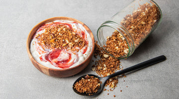 Low Carb Desser Topping mit STEINER's Low Carb Semmelbrösel