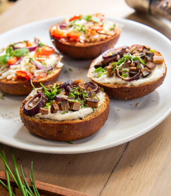STEINER´s Low Carb High Protein Saatenbrötchen als Pizzabrötchen