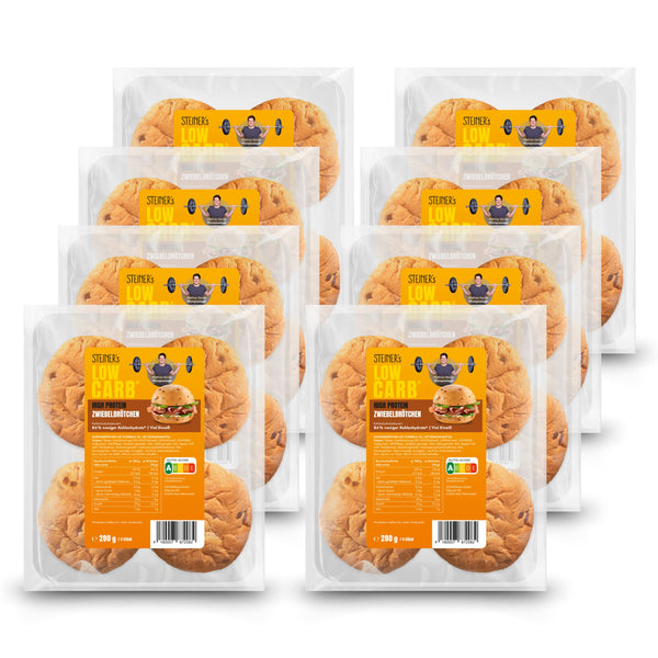 Acht Packungen STEINERs Low Carb Zwiebelbrötchen. Es sind vier Brötchen in einer Packung.